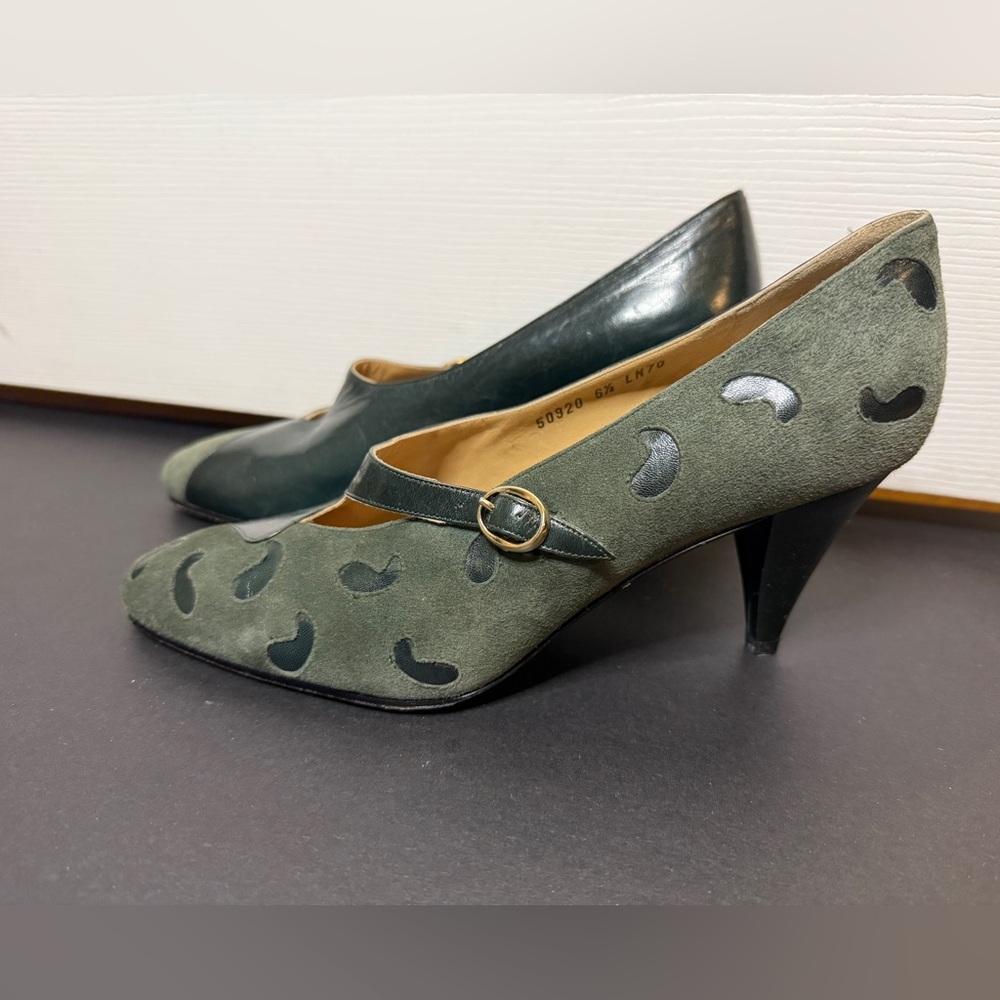 Mario Valentino Italy Leather Suede Womens Shoe Heels Green Size 6.5